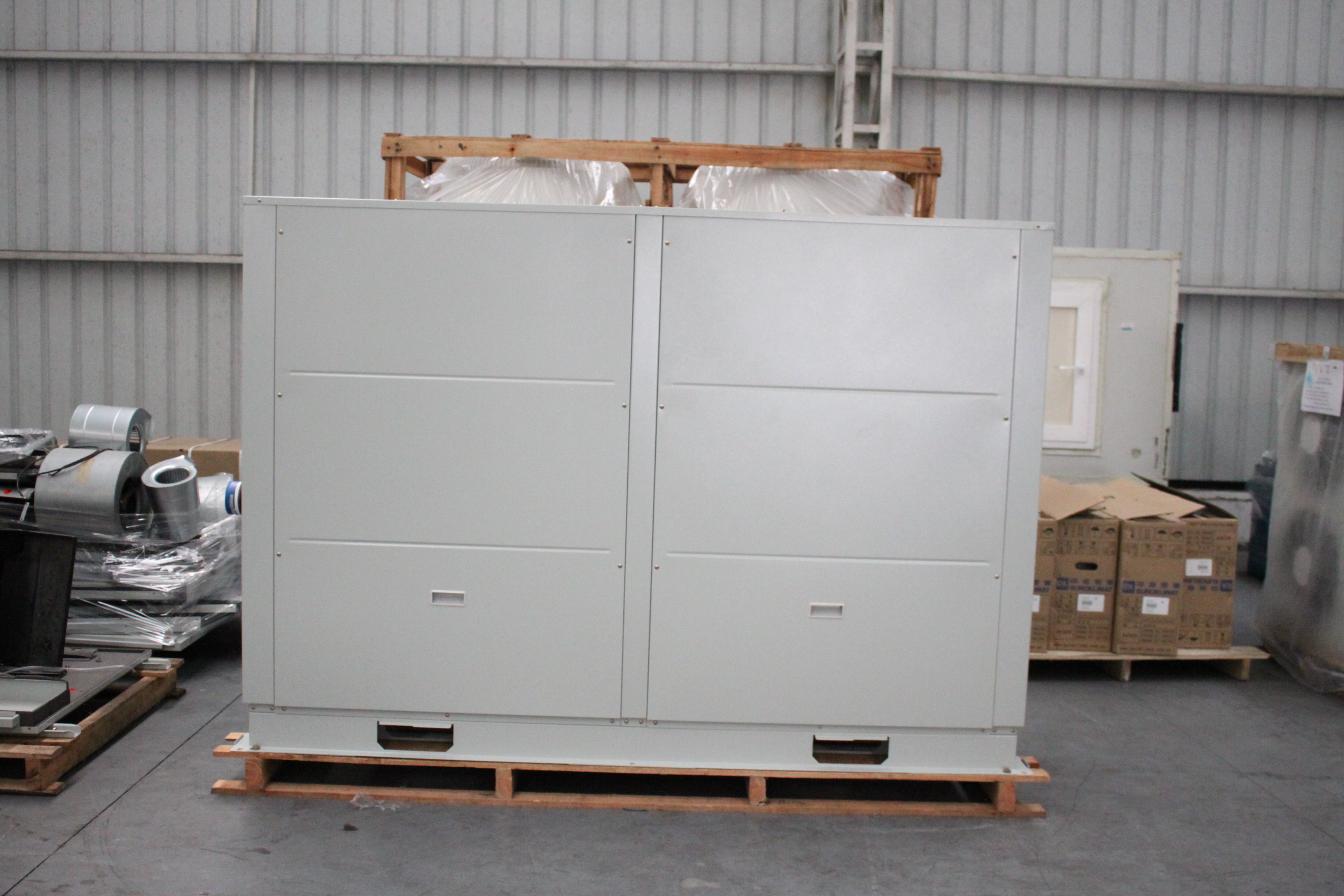 Refrigeratore raffreddato ad acqua del rotolo di controllo centralizzato per il condizionatore d'aria