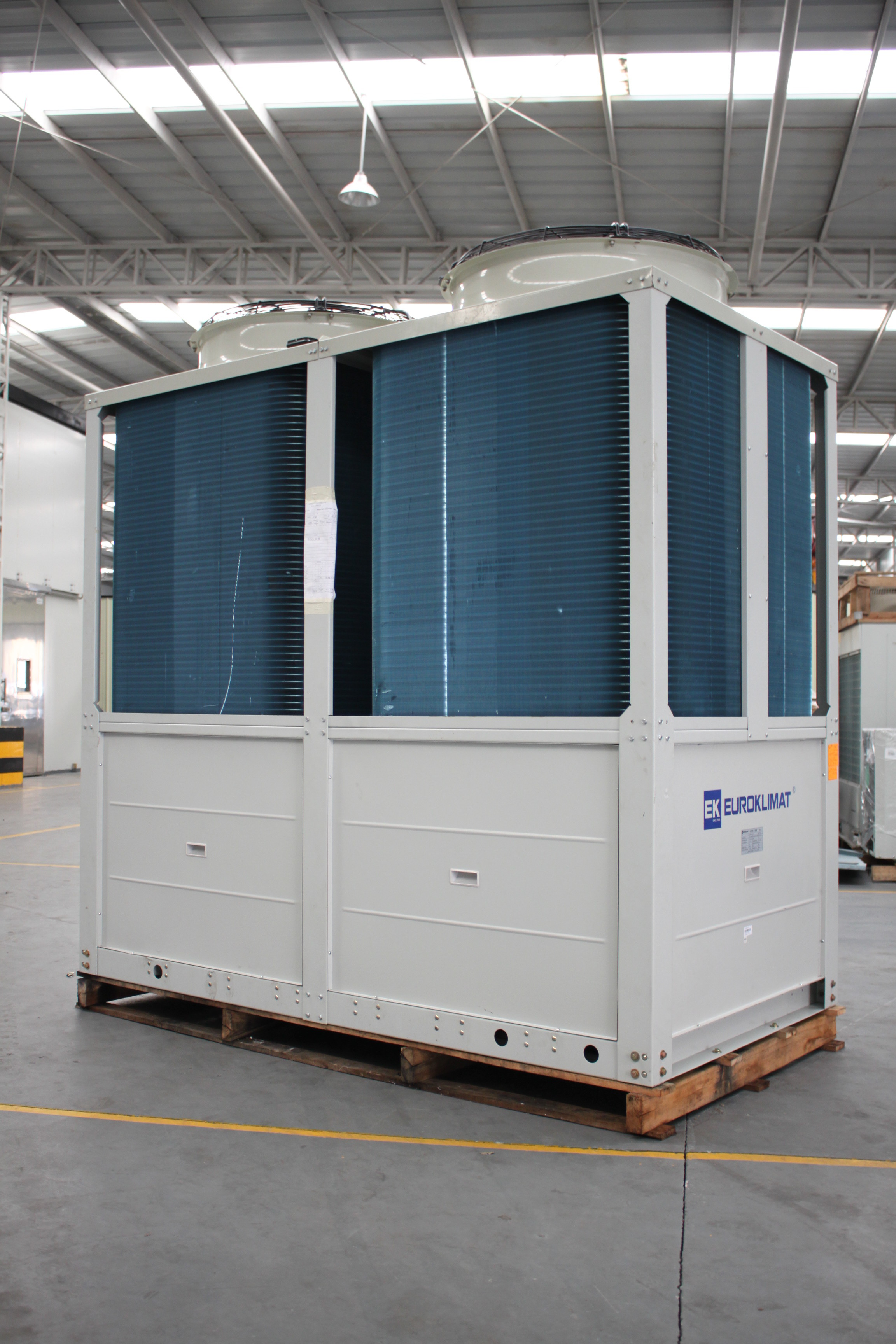 Refrigeratore del rotolo raffreddato aria tropicale di area 90KW con il compressore di Copeland