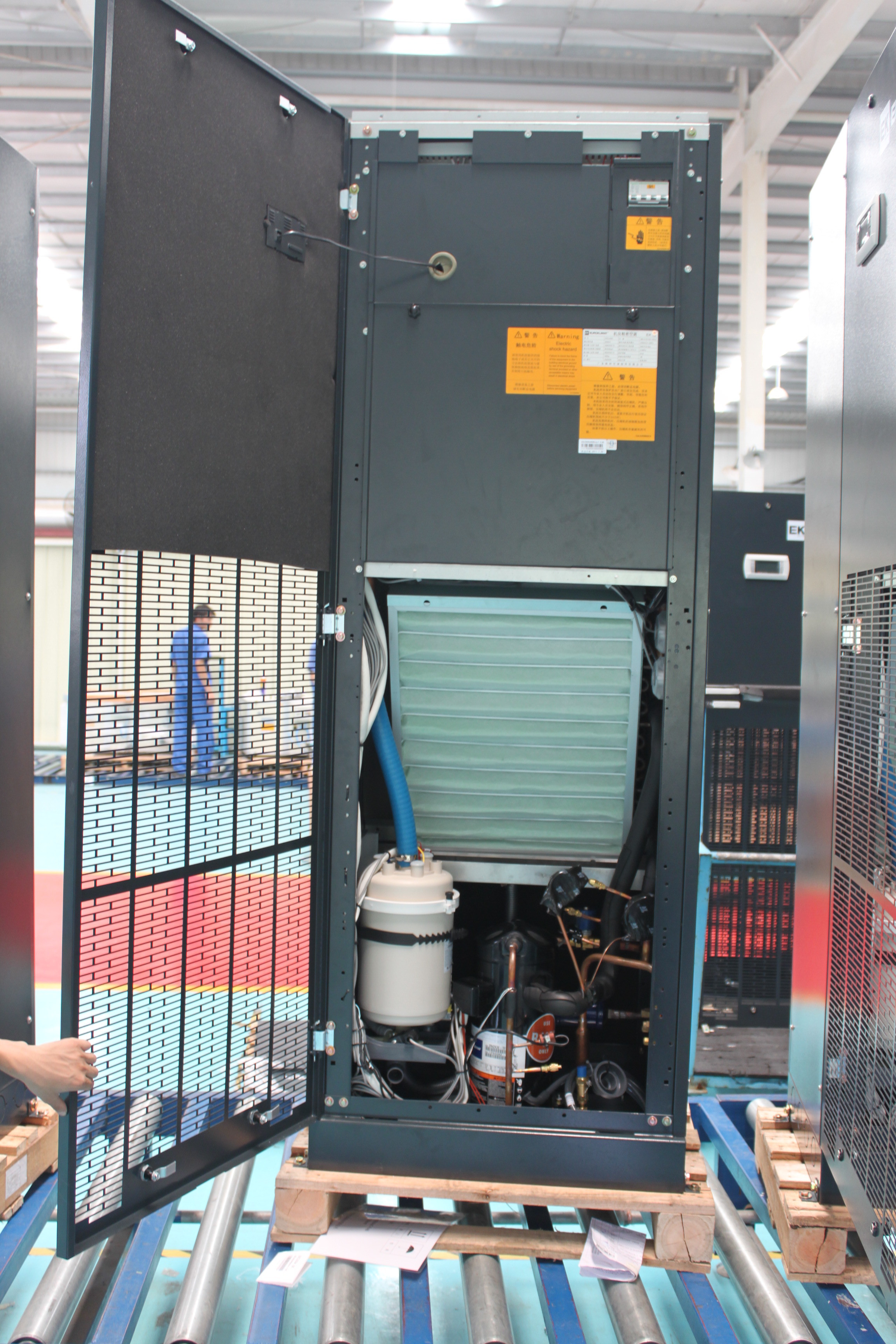 Condizionatore d'aria raffreddato ad acqua industriale di precisione 34.9KW per la stanza del server